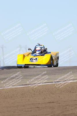 media/Oct-26-2025-CalClub SCCA (Sun) [[8ce1e69566]]/Group 6/Grapevine/